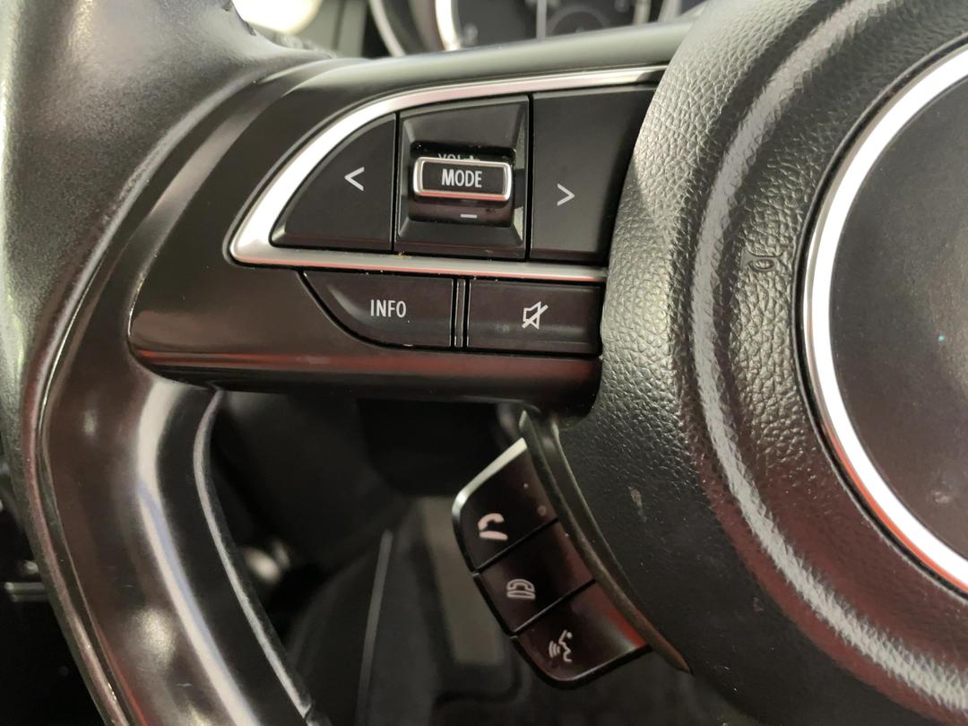 Photo '26' of Suzuki Swift