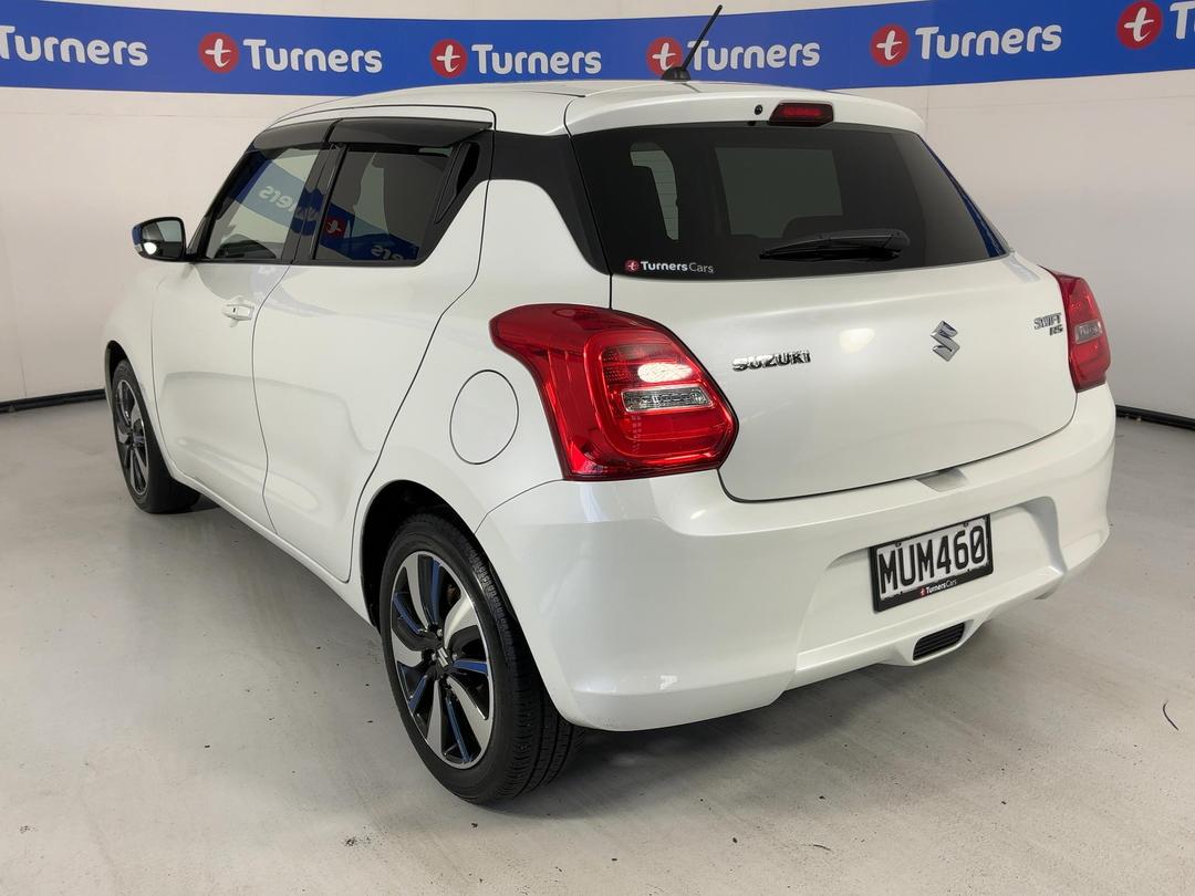 Photo '5' of Suzuki Swift