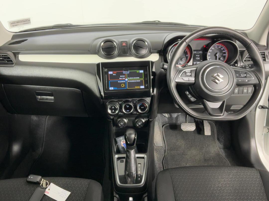 Photo '17' of Suzuki Swift
