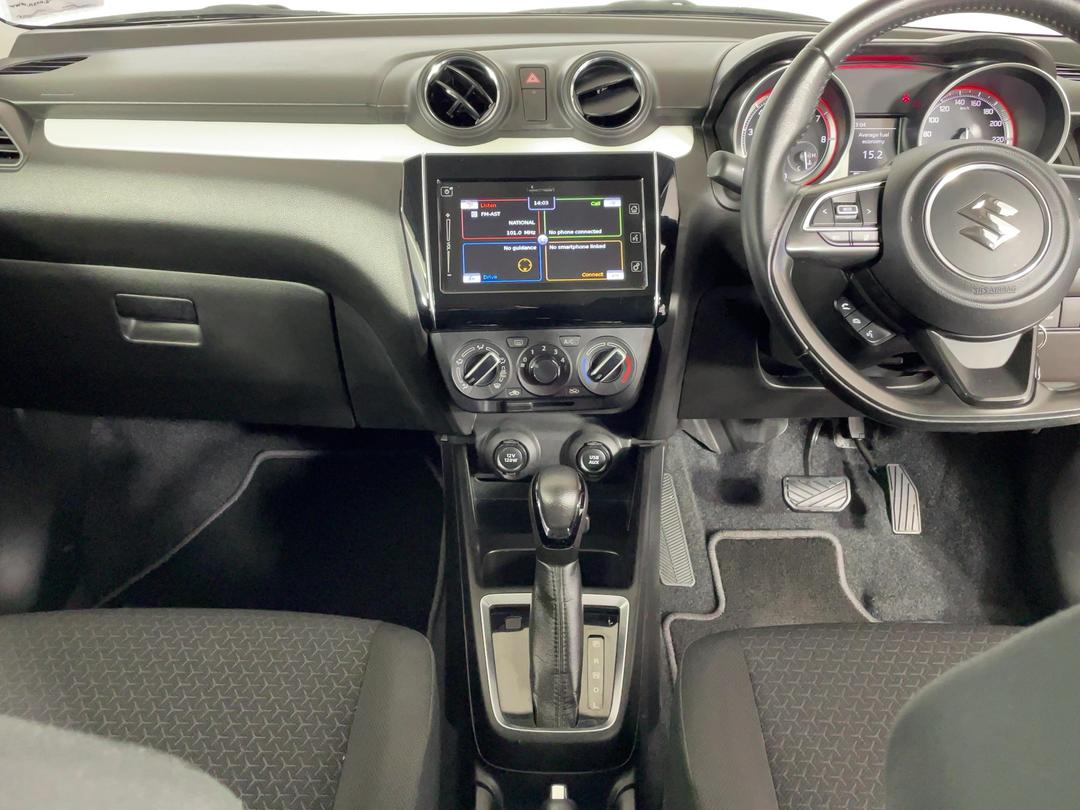 Photo '17' of Suzuki Swift