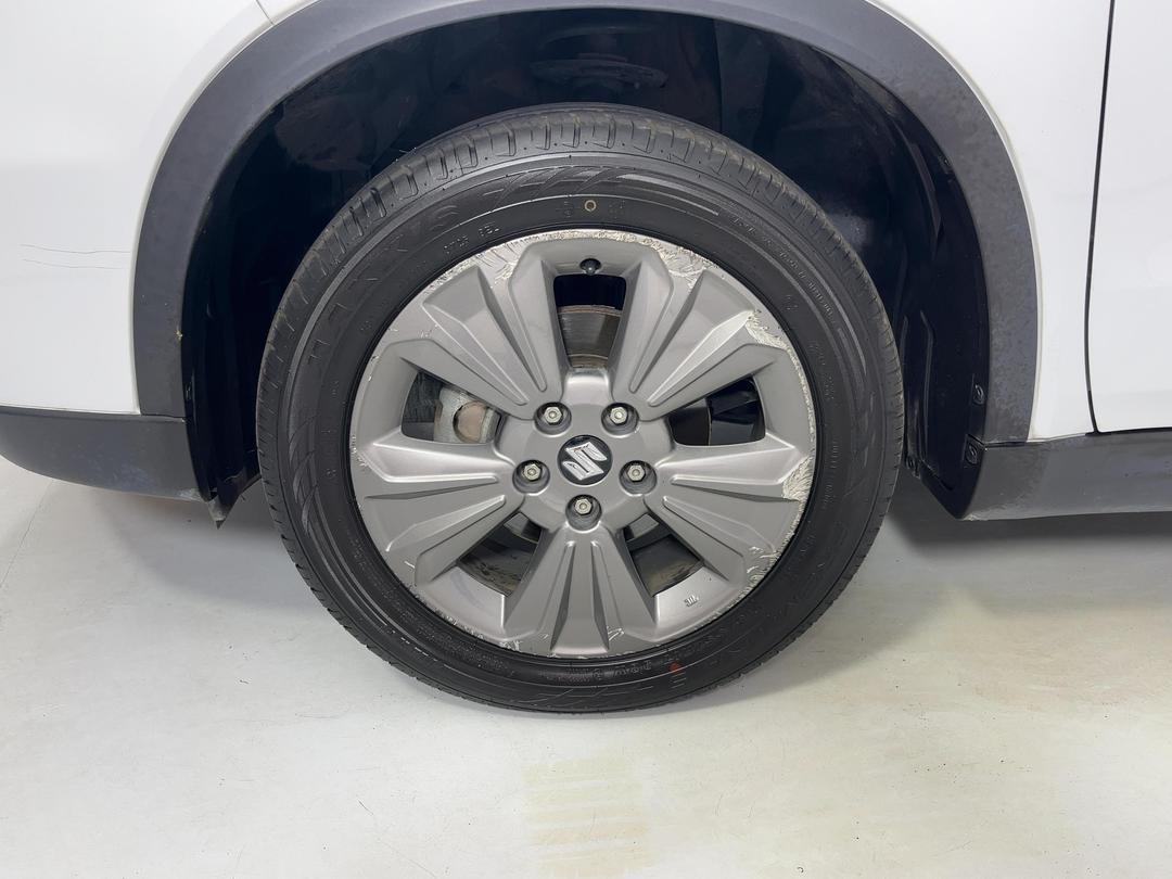 Photo '10' of Suzuki Vitara