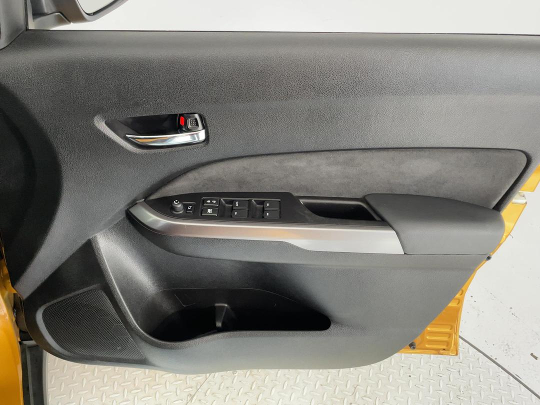 Photo '15' of Suzuki Vitara