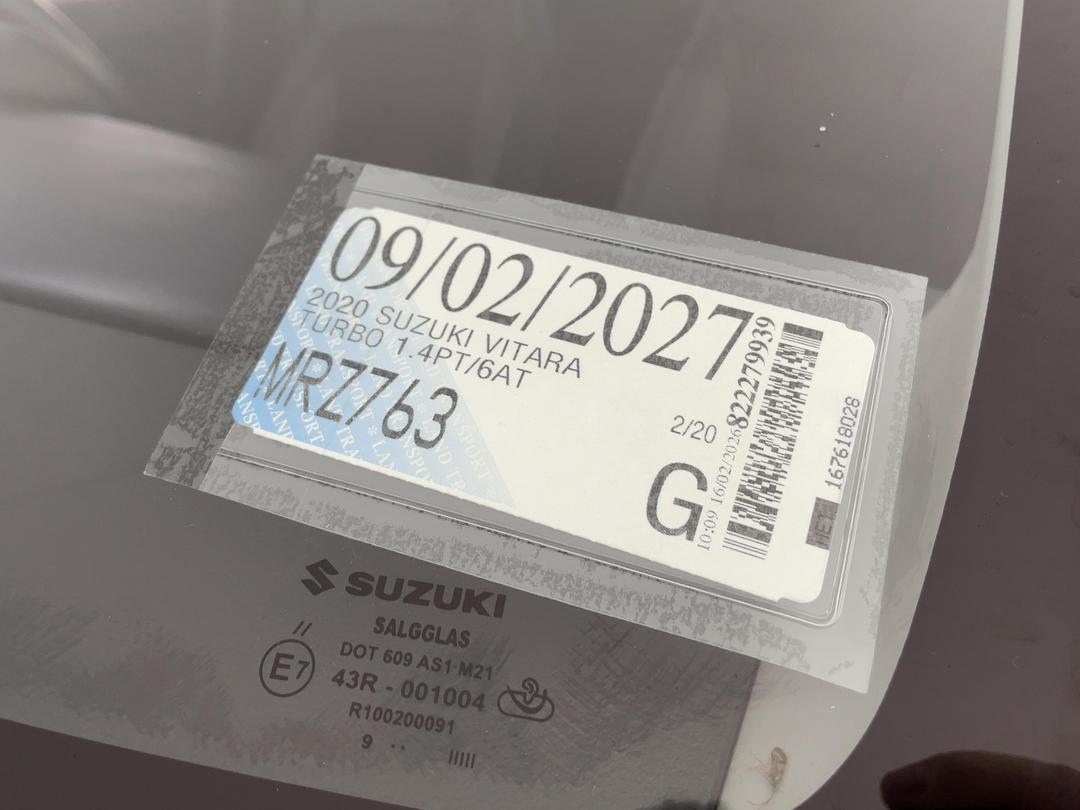 Photo '33' of Suzuki Vitara