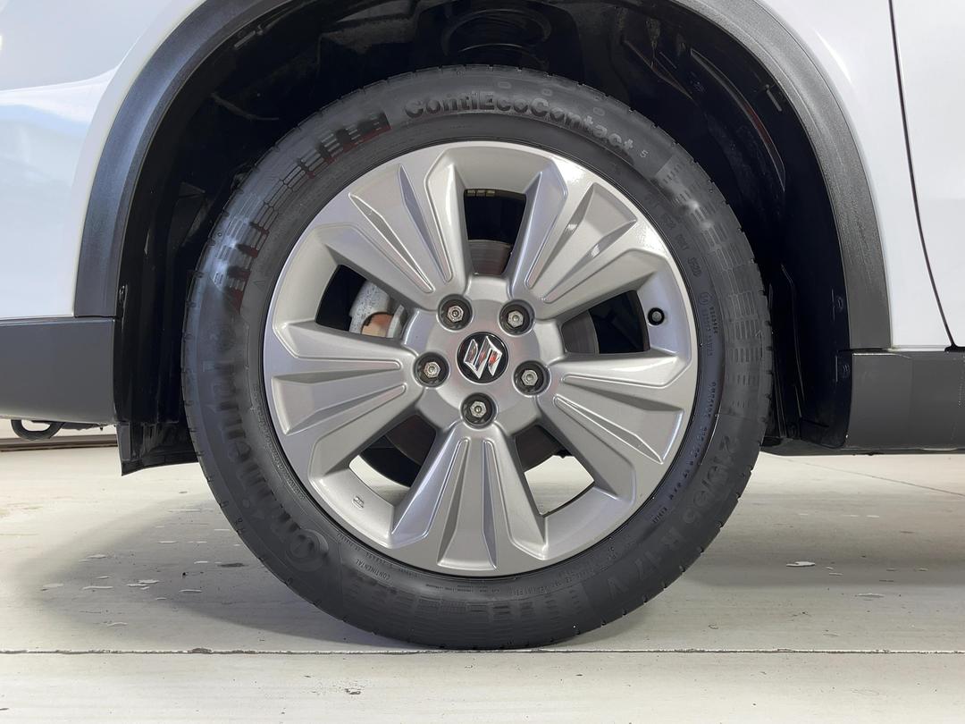 Photo '10' of Suzuki Vitara