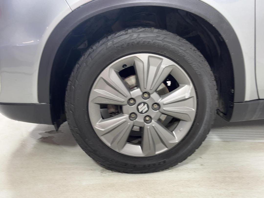 Photo '10' of Suzuki Vitara