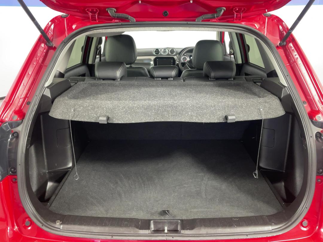 Photo '14' of Suzuki Vitara