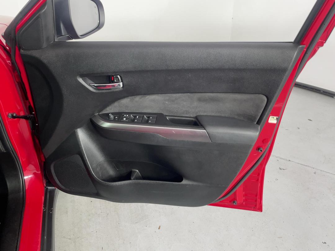 Photo '15' of Suzuki Vitara