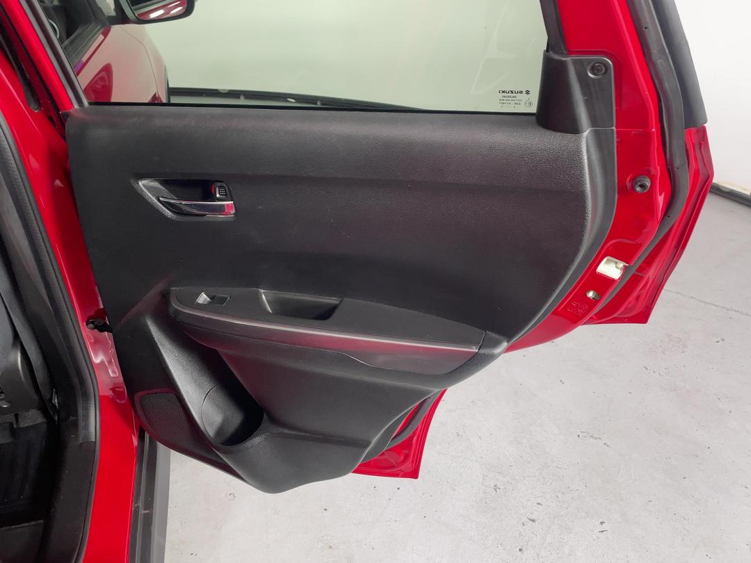 Photo '19' of Suzuki Vitara