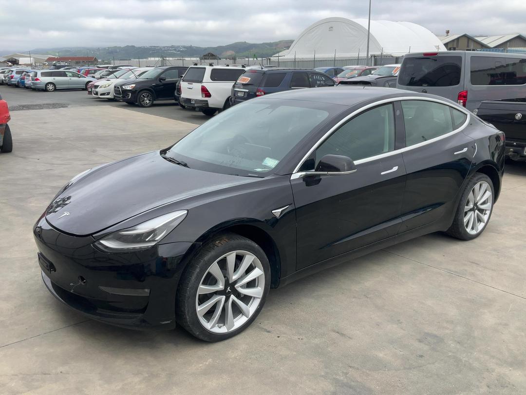 Photo '4' of Tesla Model 3 Long Range AWD Photo '4' of Tesla Model 3 Long Range AWD