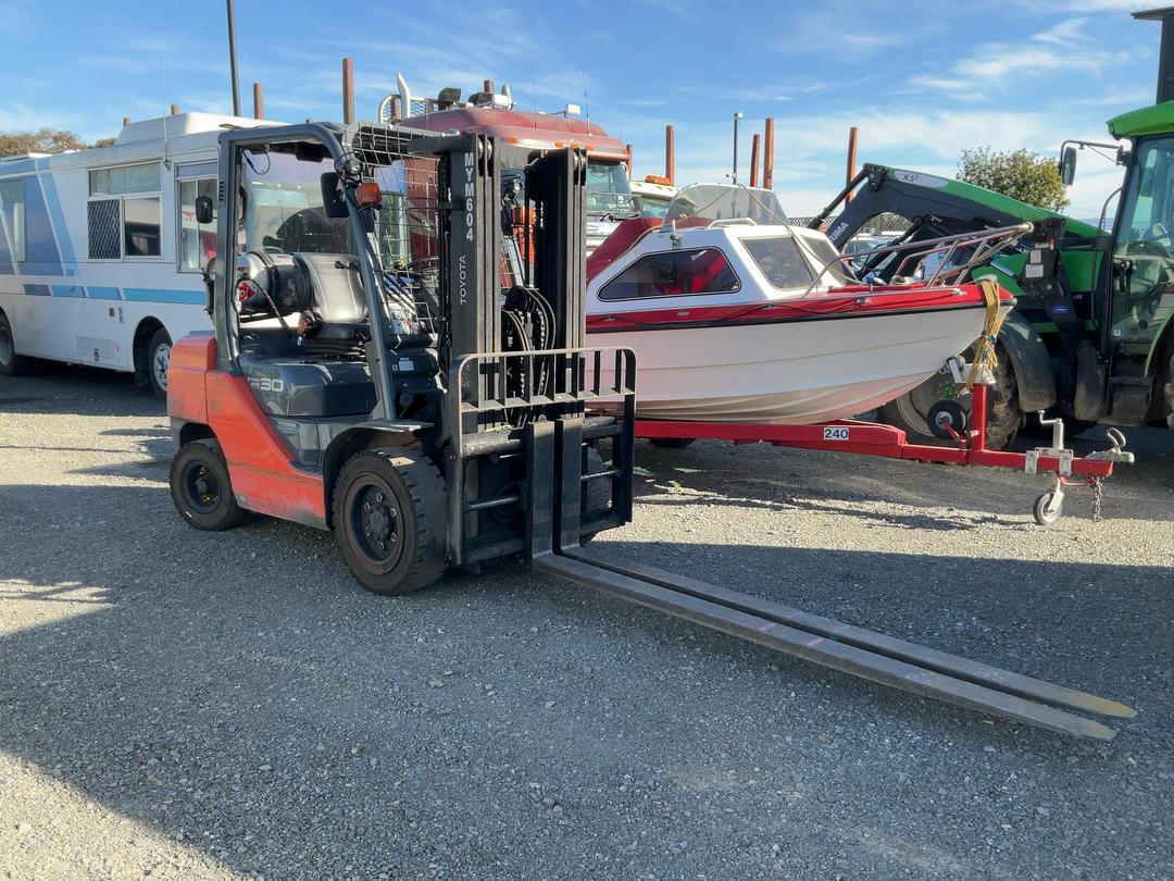 Photo '10' of Toyota 32-8FG30 Forklift