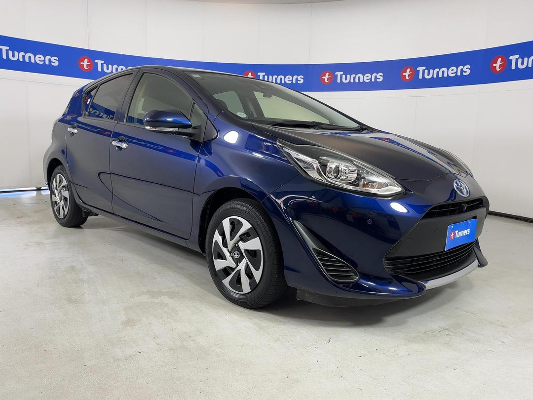 Photo '1' of Toyota Aqua