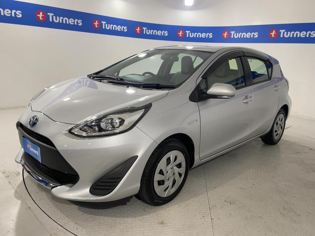 Photo '4' of Toyota Aqua