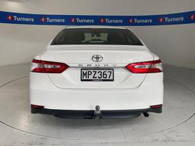 Photo '6' of Toyota Camry