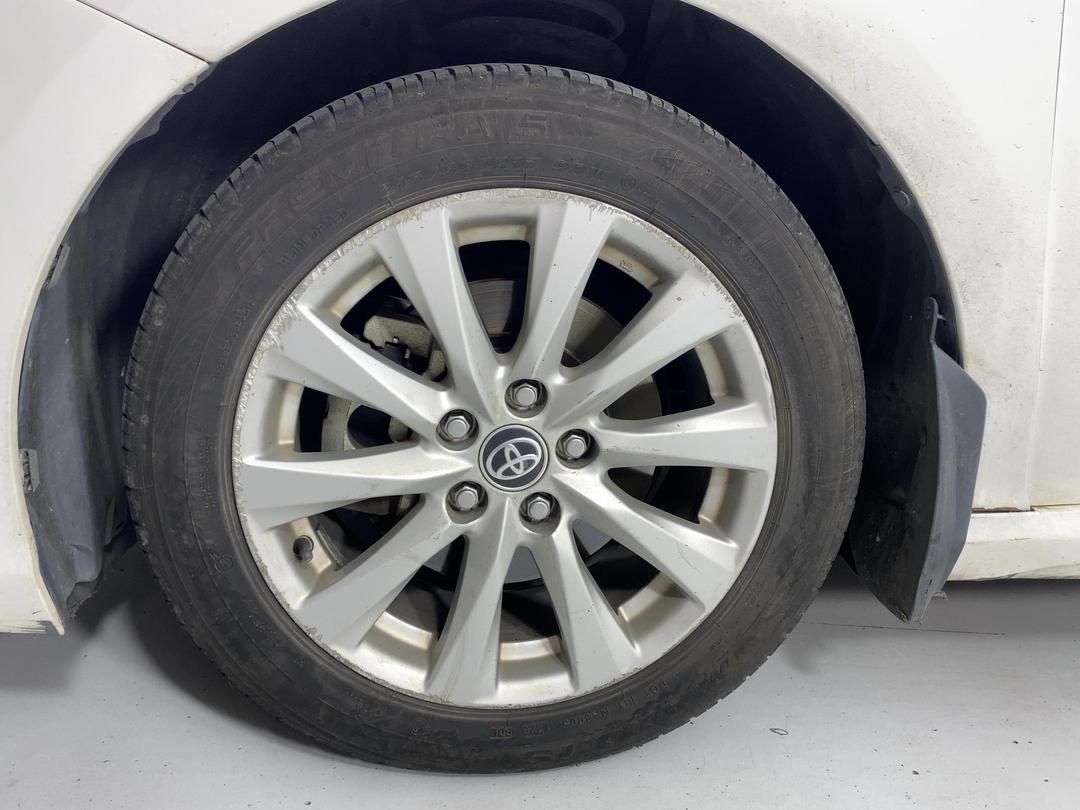 Photo '8' of Toyota Camry SX