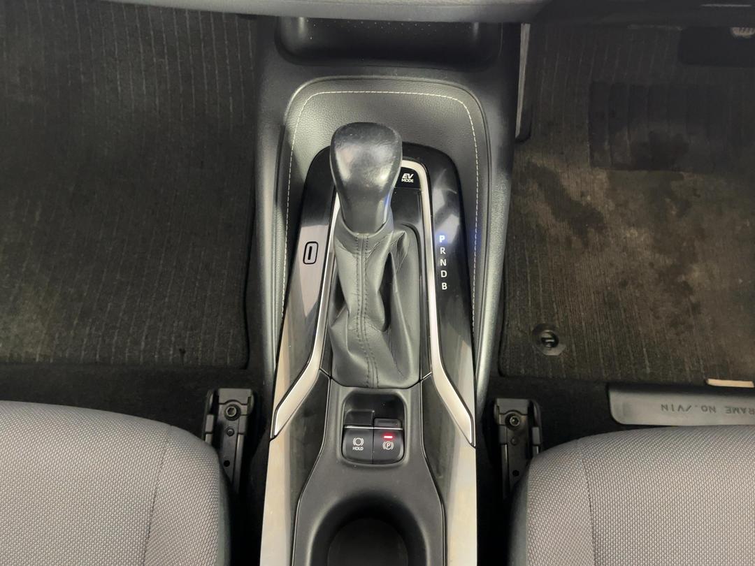 Photo '18' of Toyota Corolla
