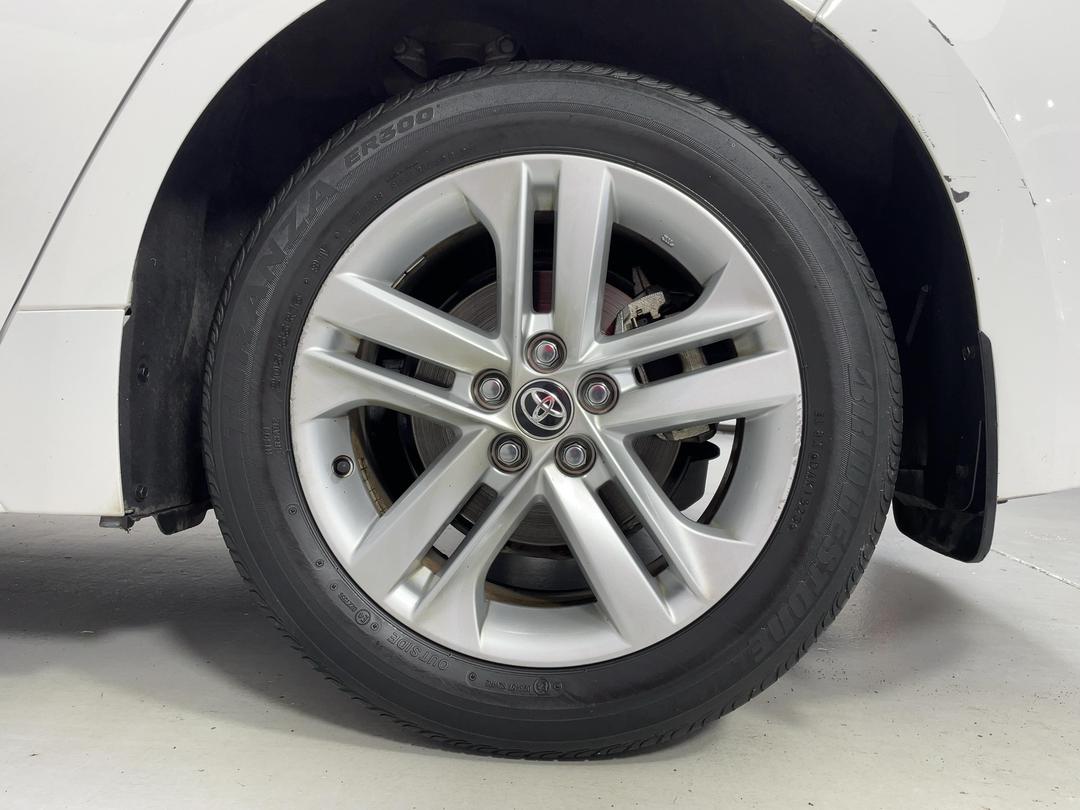 Photo '11' of Toyota Corolla