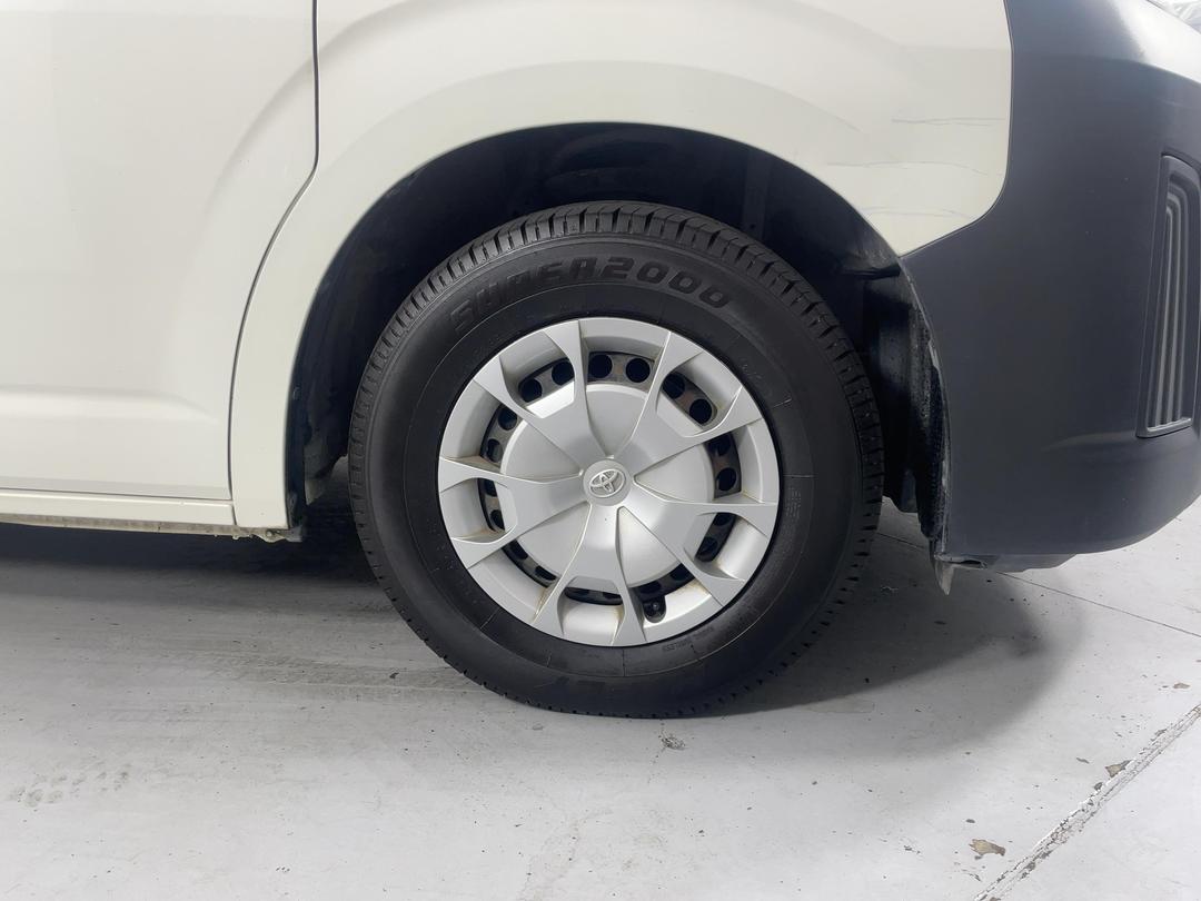 Photo '9' of Toyota Hiace