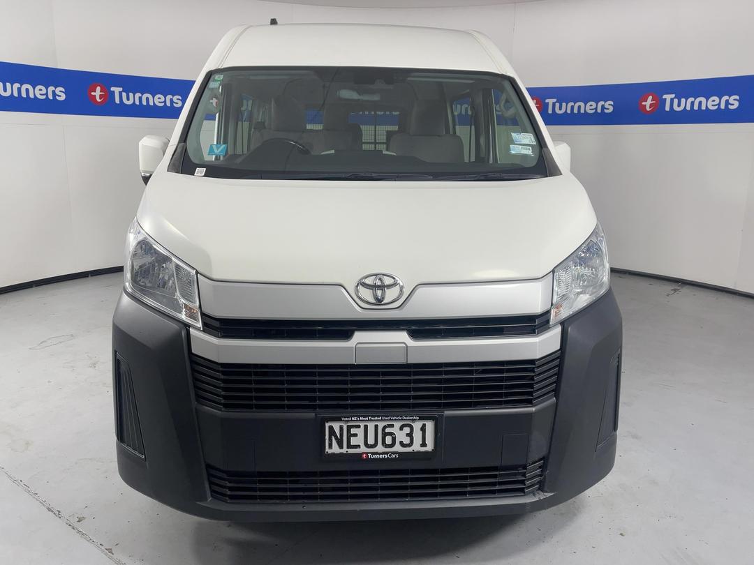 Photo '2' of Toyota Hiace