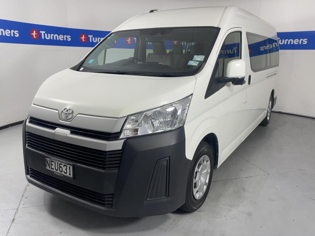 Photo '4' of Toyota Hiace