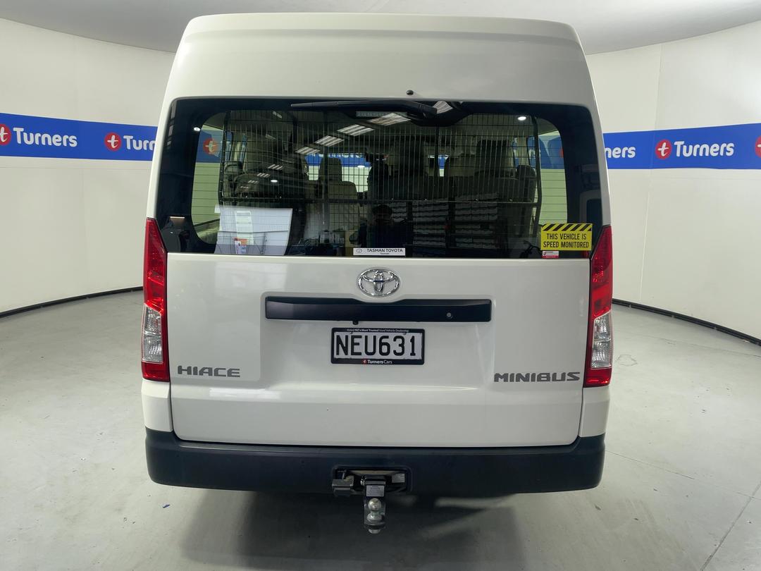 Photo '6' of Toyota Hiace