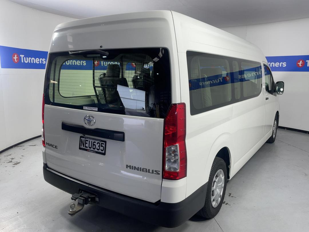 Photo '7' of Toyota Hiace