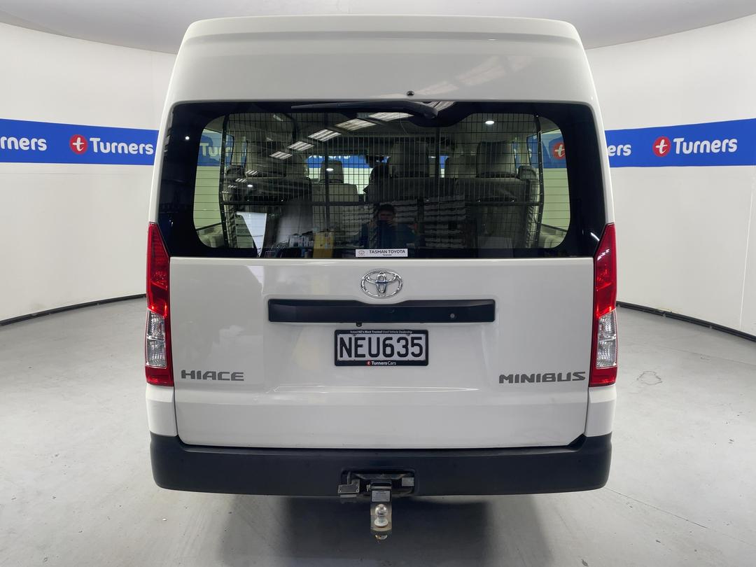 Photo '6' of Toyota Hiace