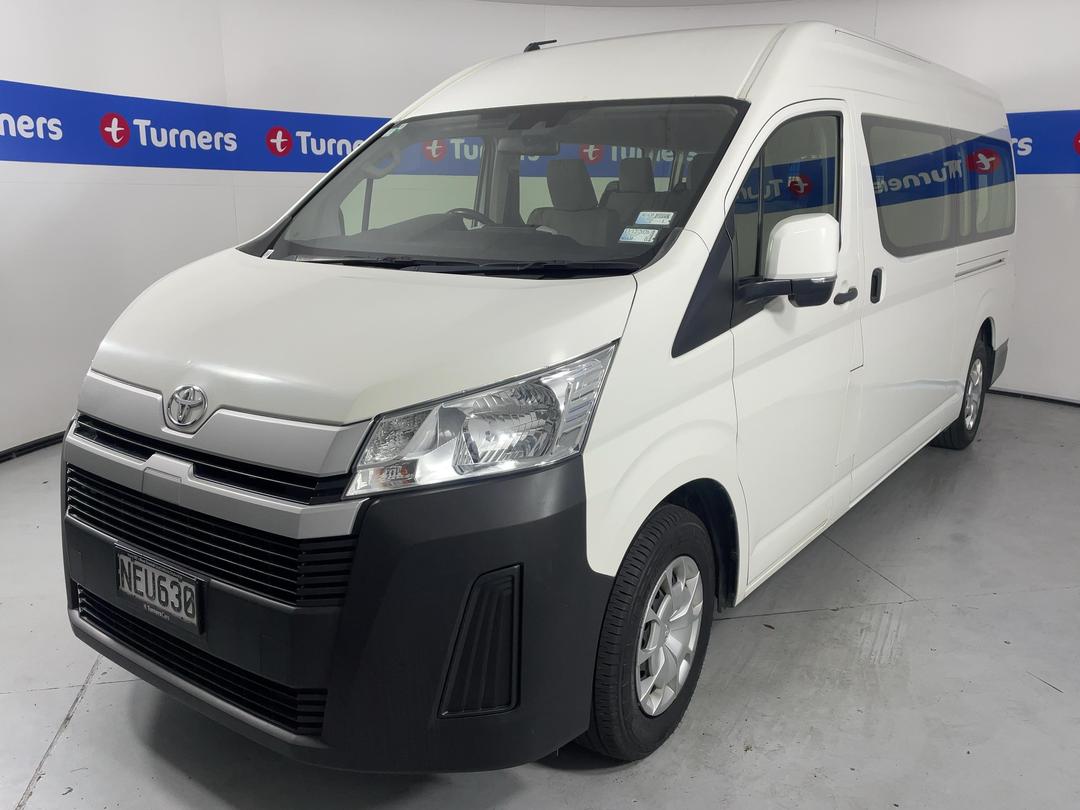 Photo '4' of Toyota Hiace
