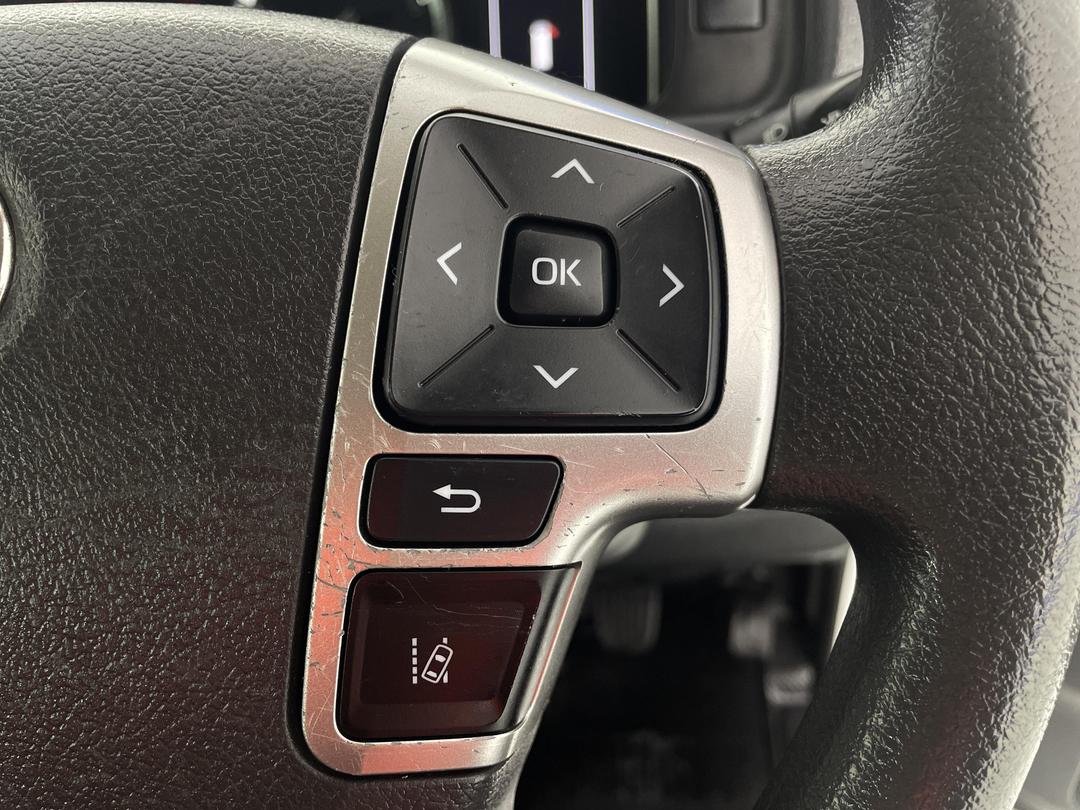 Photo '22' of Toyota Hiace