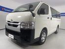Thumbnail '4' of Toyota Hiace