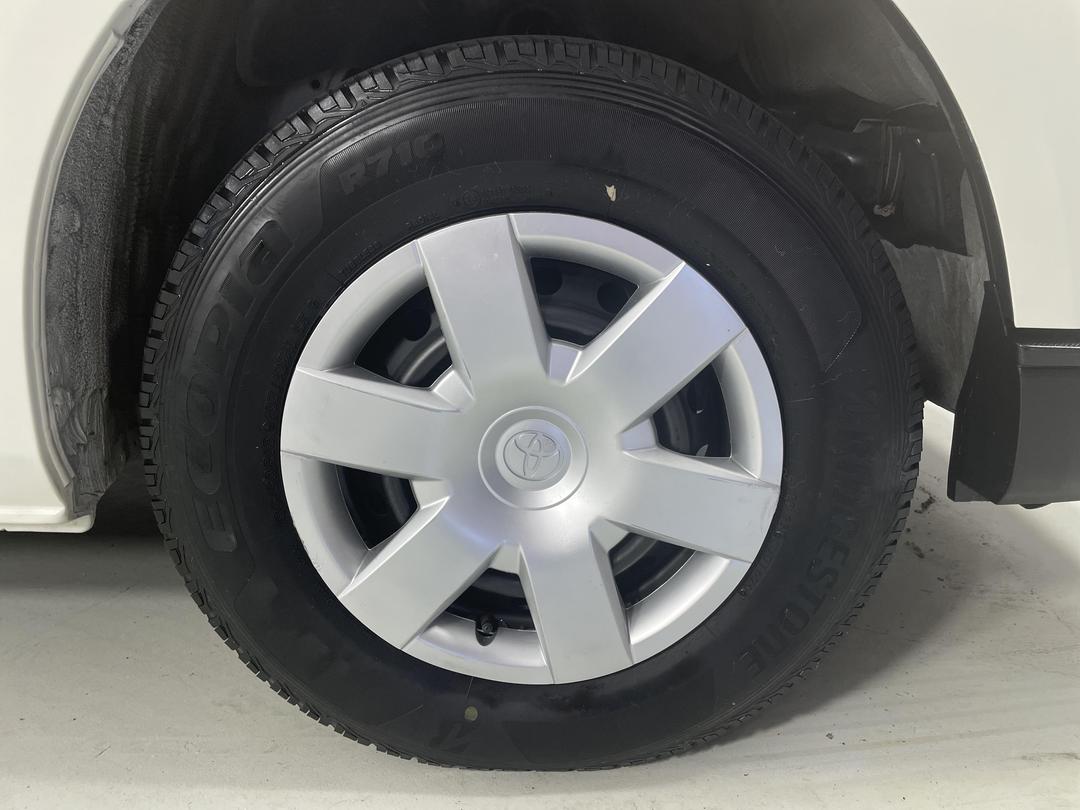 Photo '9' of Toyota Hiace