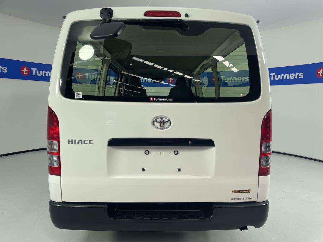 Photo '6' of Toyota Hiace