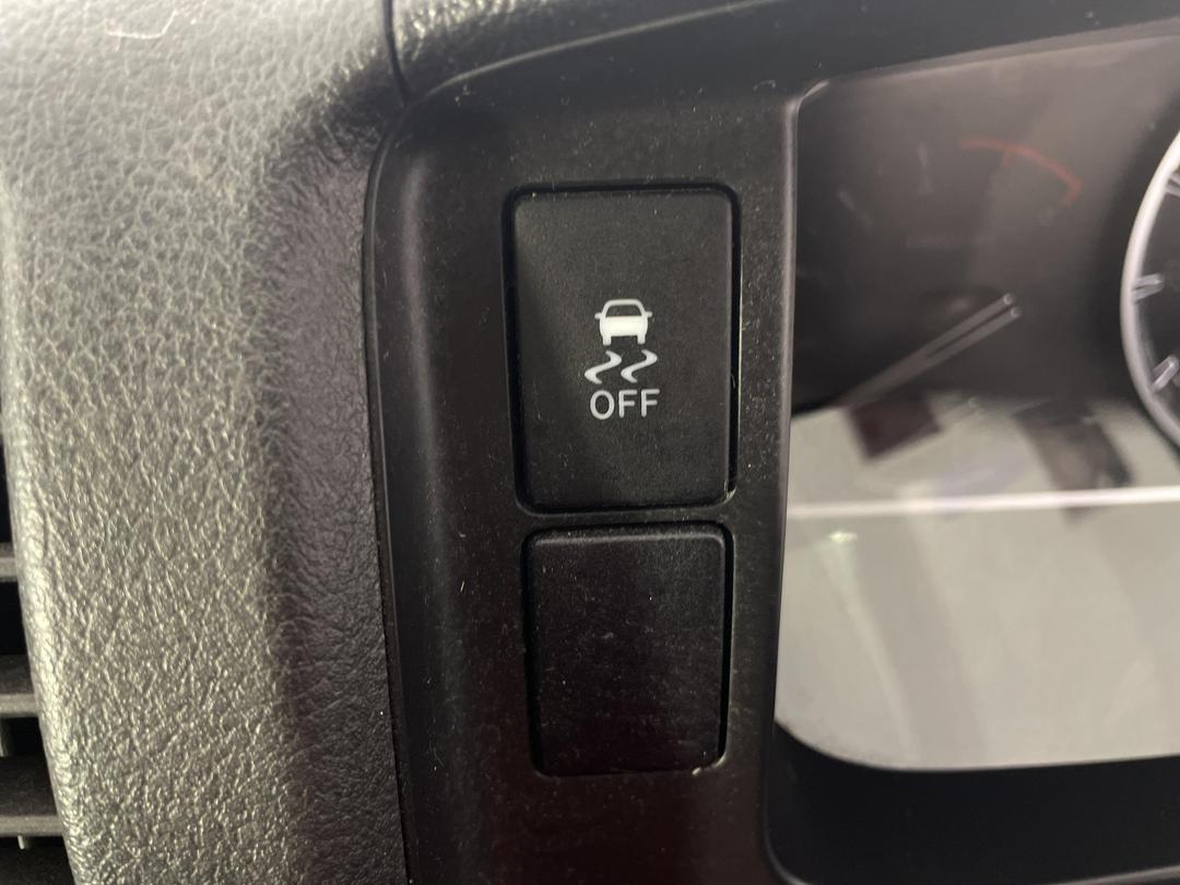 Photo '23' of Toyota Hiace