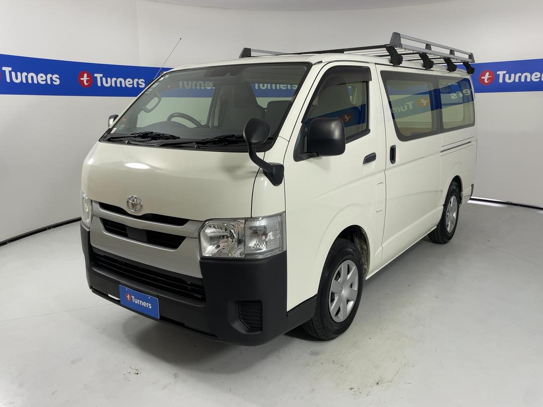 Photo '4' of Toyota Hiace