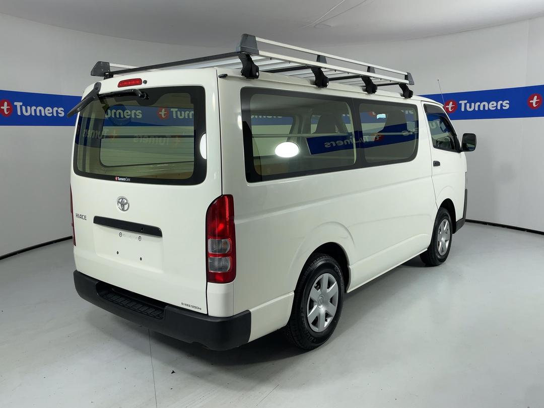 Photo '7' of Toyota Hiace
