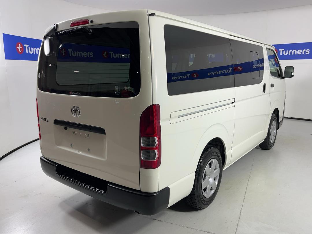 Photo '7' of Toyota Hiace