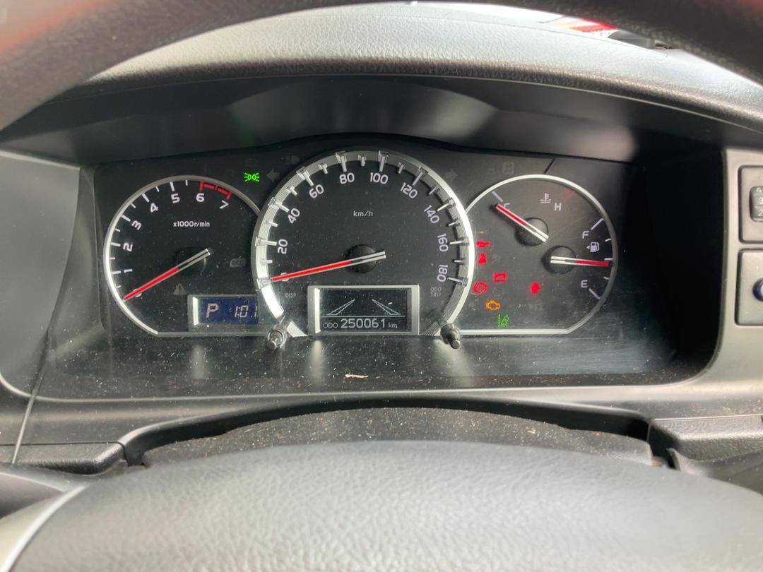 Photo '17' of Toyota Hiace ,Regius ACE