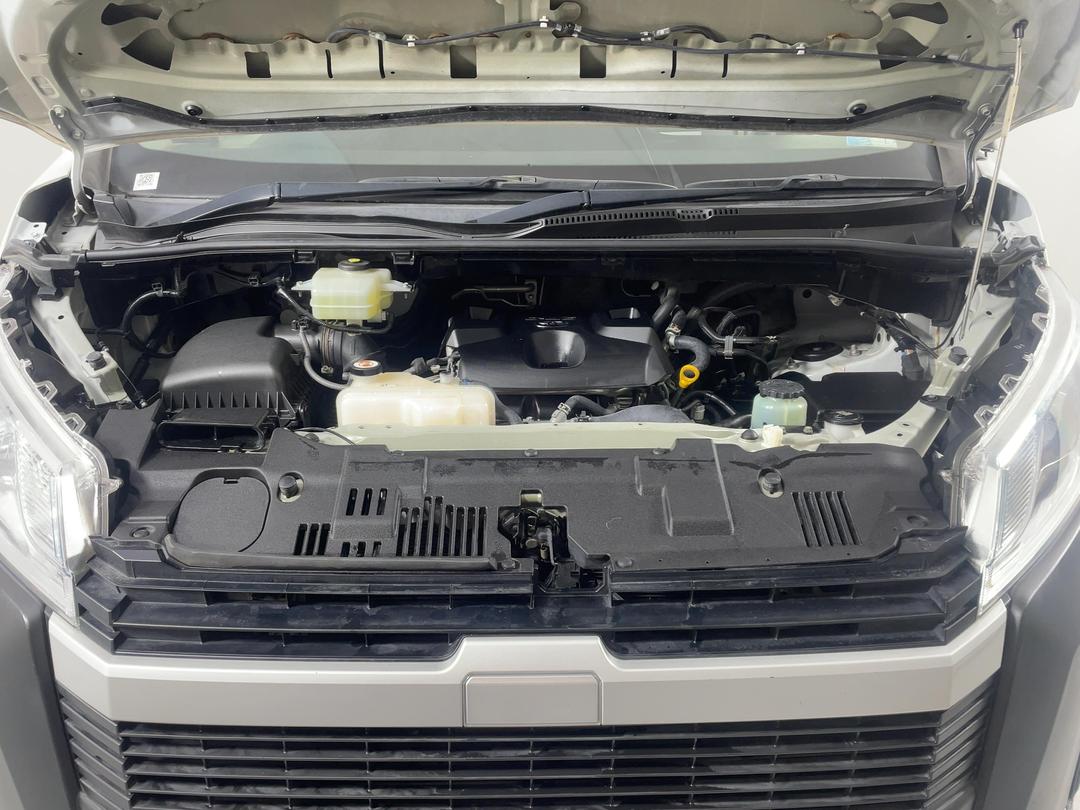 Photo '13' of Toyota Hiace