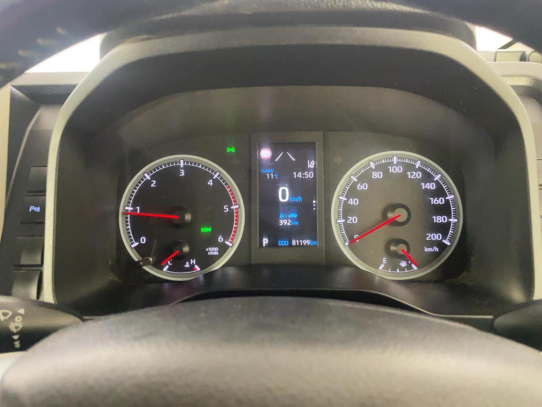 Photo '21' of Toyota Hiace