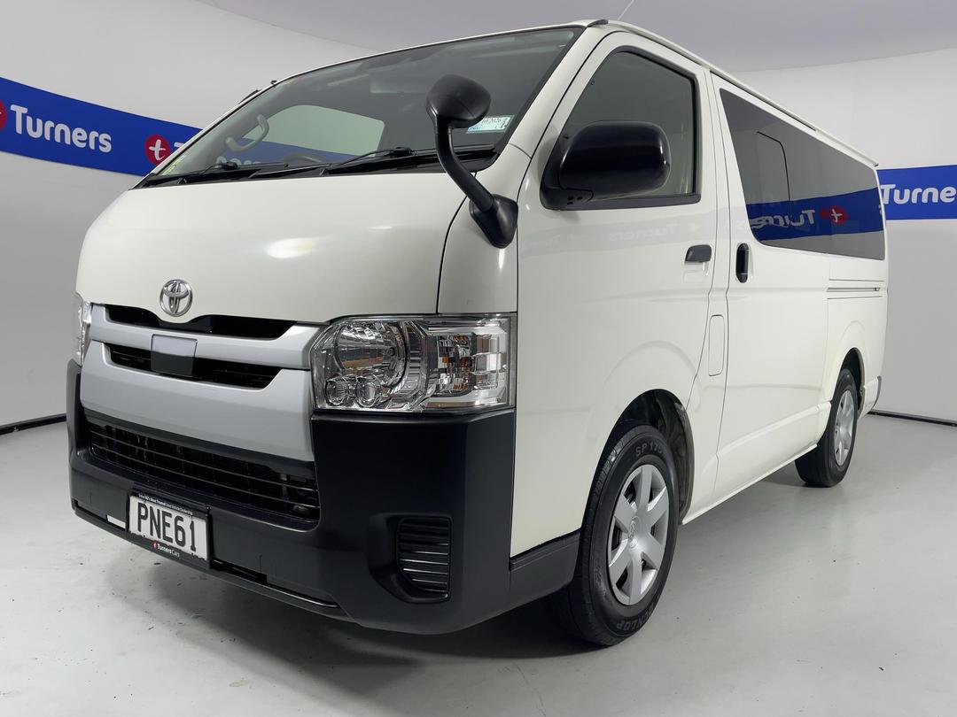 Photo '4' of Toyota Hiace