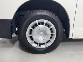 Photo '12' of Toyota Hiace