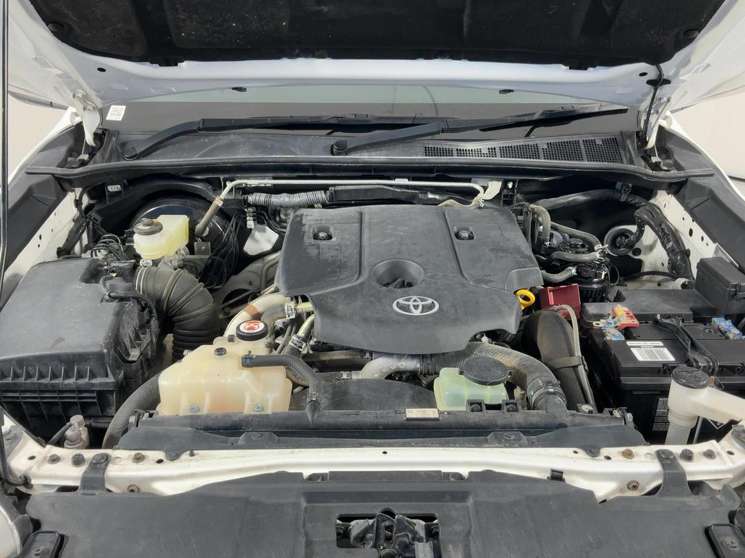 Photo '13' of Toyota Hilux