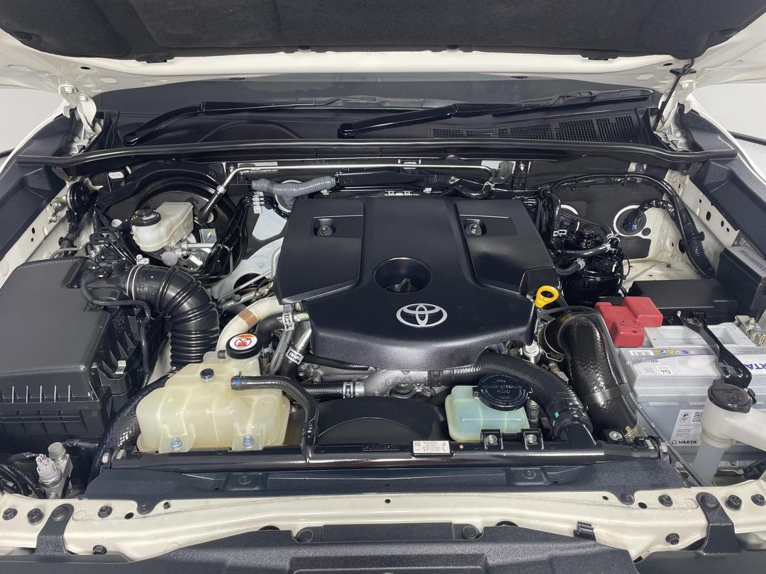 Photo '13' of Toyota Hilux