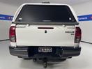 Thumbnail '6' of Toyota Hilux