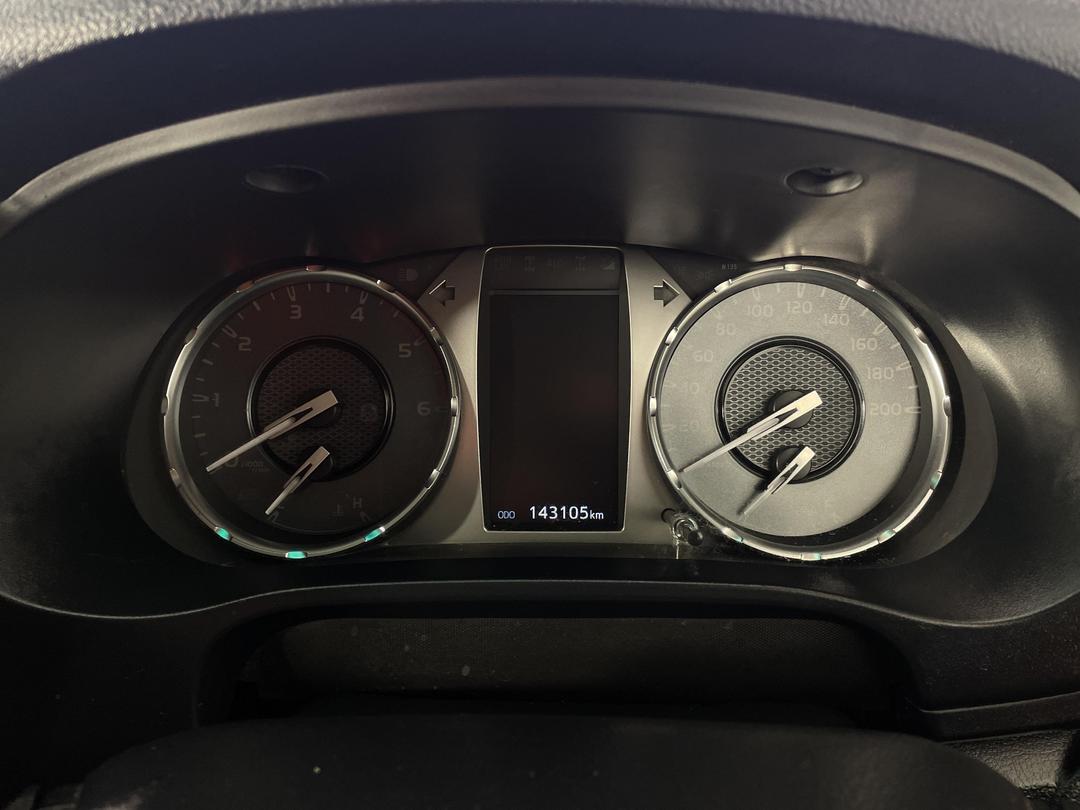 Photo '21' of Toyota Hilux