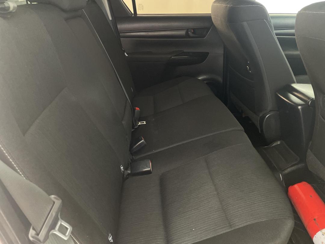 Photo '20' of Toyota Hilux