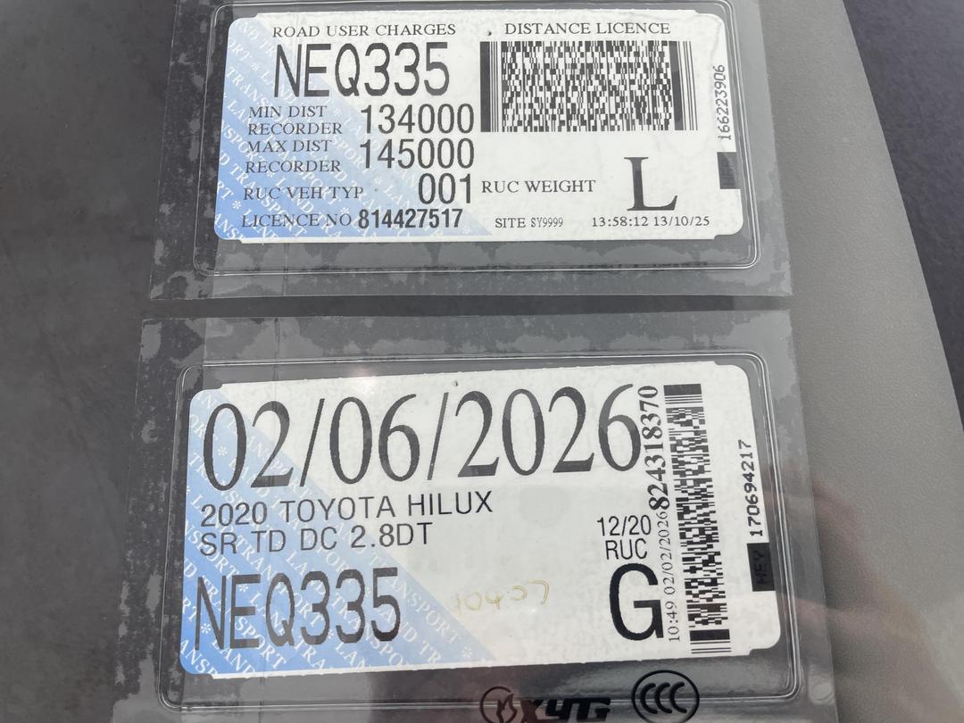 Photo '29' of Toyota Hilux