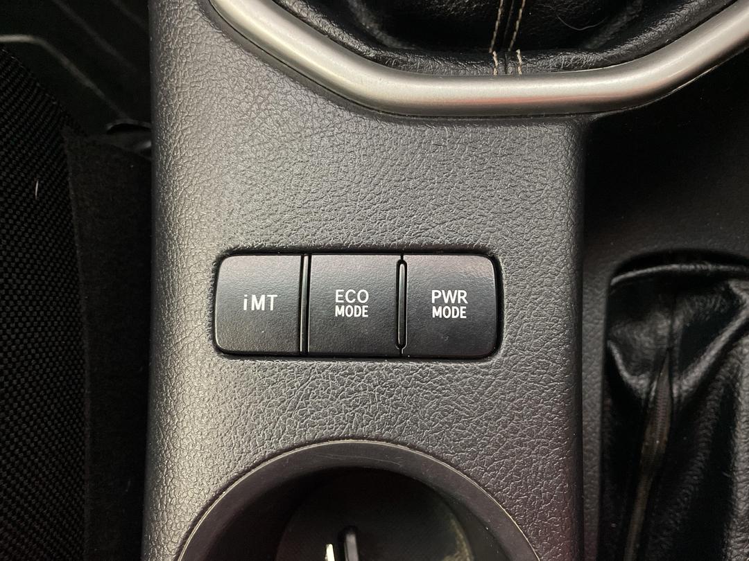 Photo '31' of Toyota Hilux