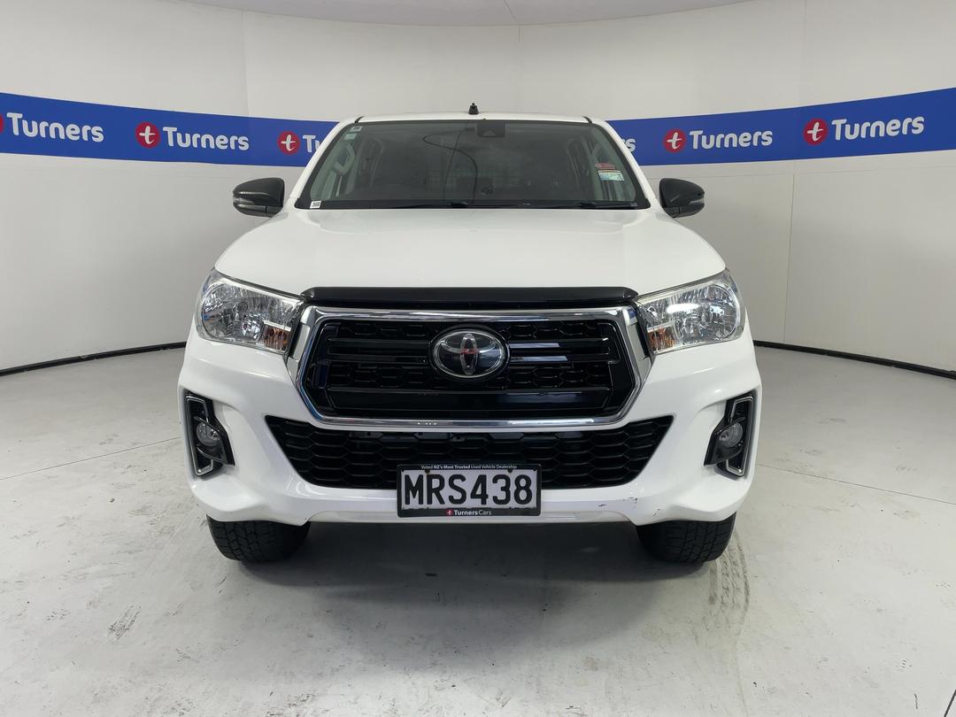 Photo '2' of Toyota Hilux