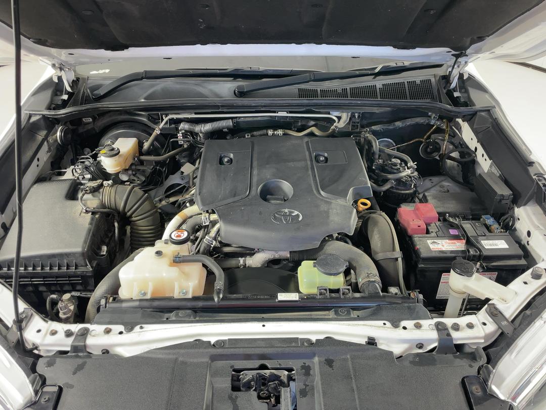 Photo '13' of Toyota Hilux