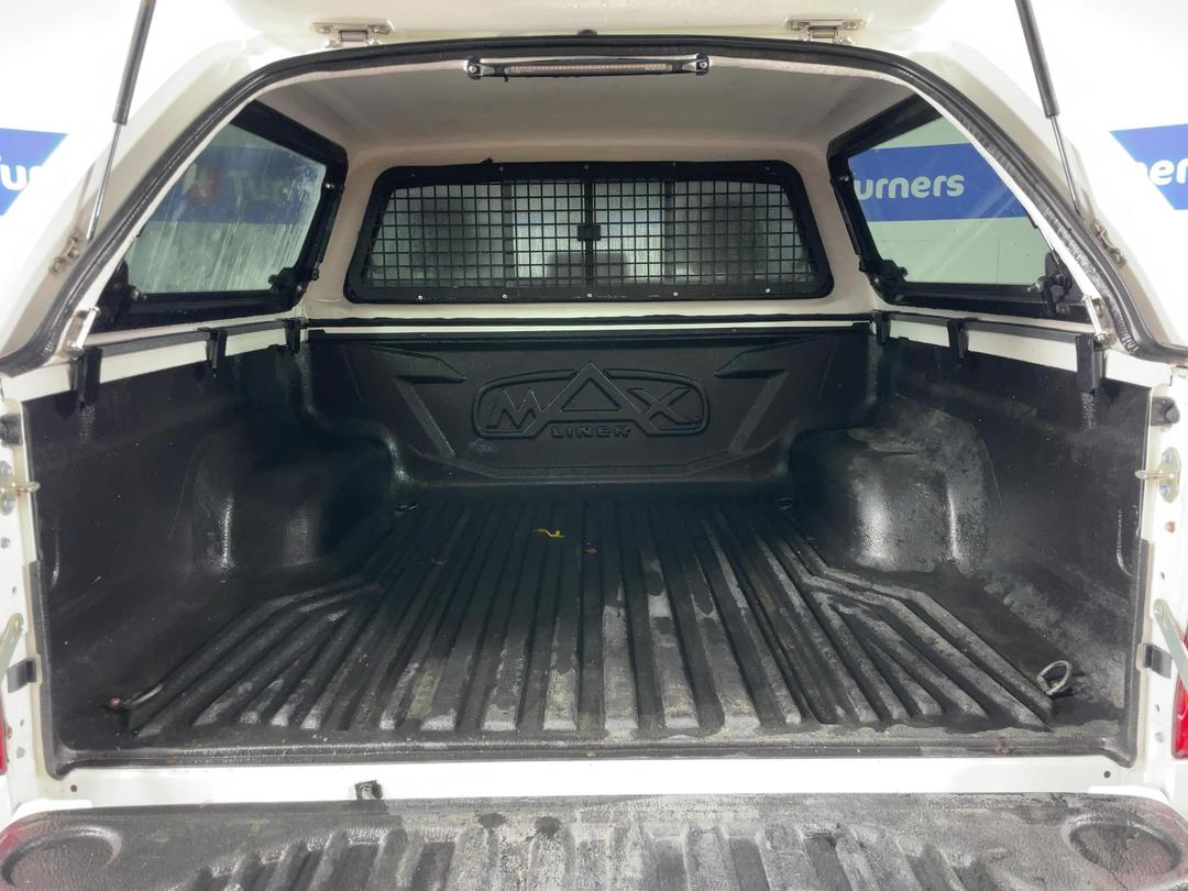 Photo '14' of Toyota Hilux